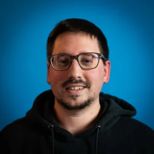 Christian Angst Wenn es um Lichtsetzung und das anschliessende Colorieren des Films in der Postproduktion geht – ist Christian unser Experte.